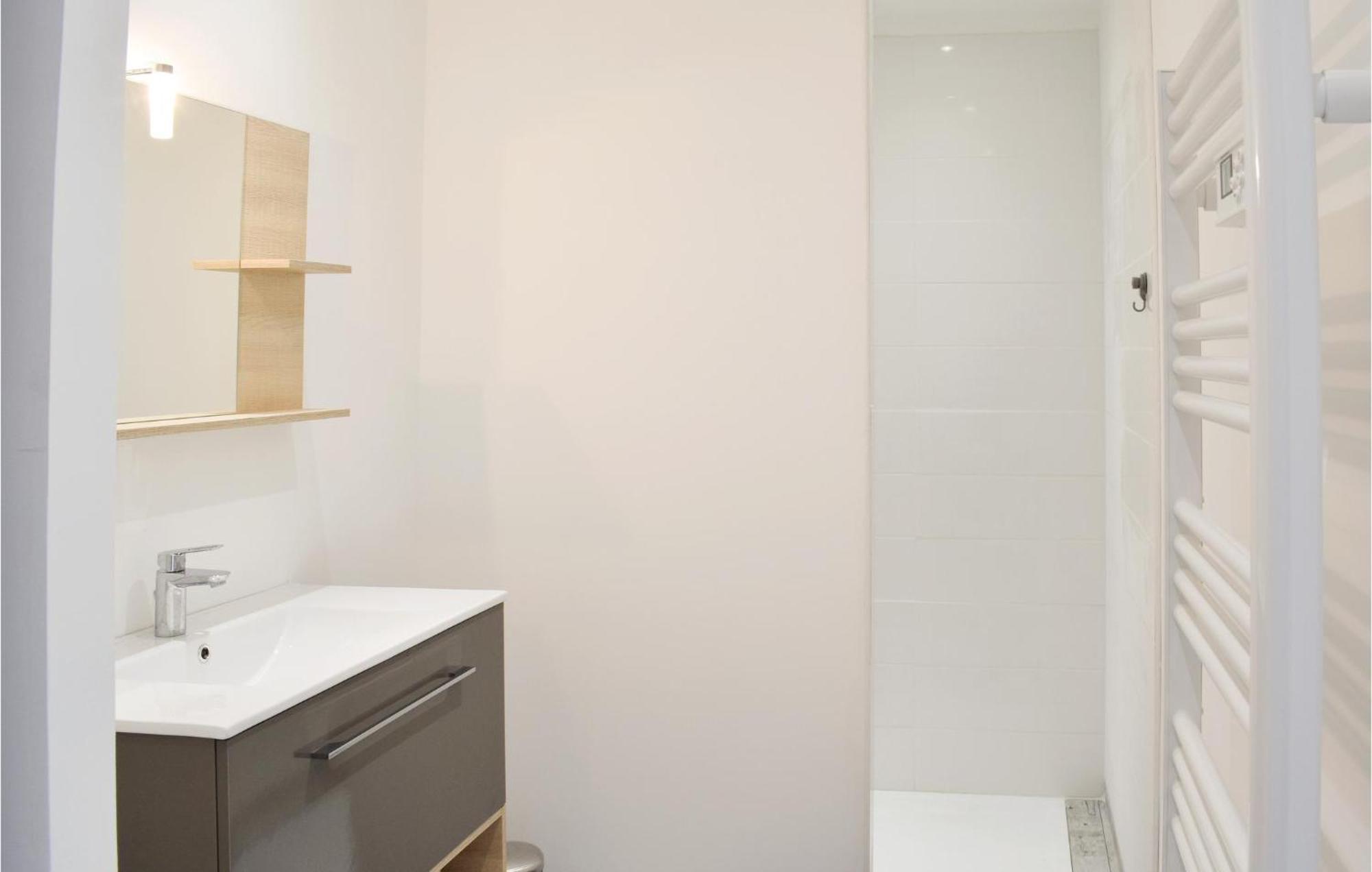 Amazing Home In Saint-Germain-Sur-Ay With Wifi Saint-Germain-sur-Ay Exterior foto