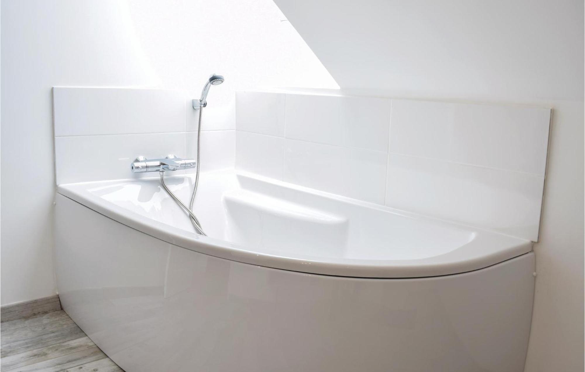Amazing Home In Saint-Germain-Sur-Ay With Wifi Saint-Germain-sur-Ay Exterior foto
