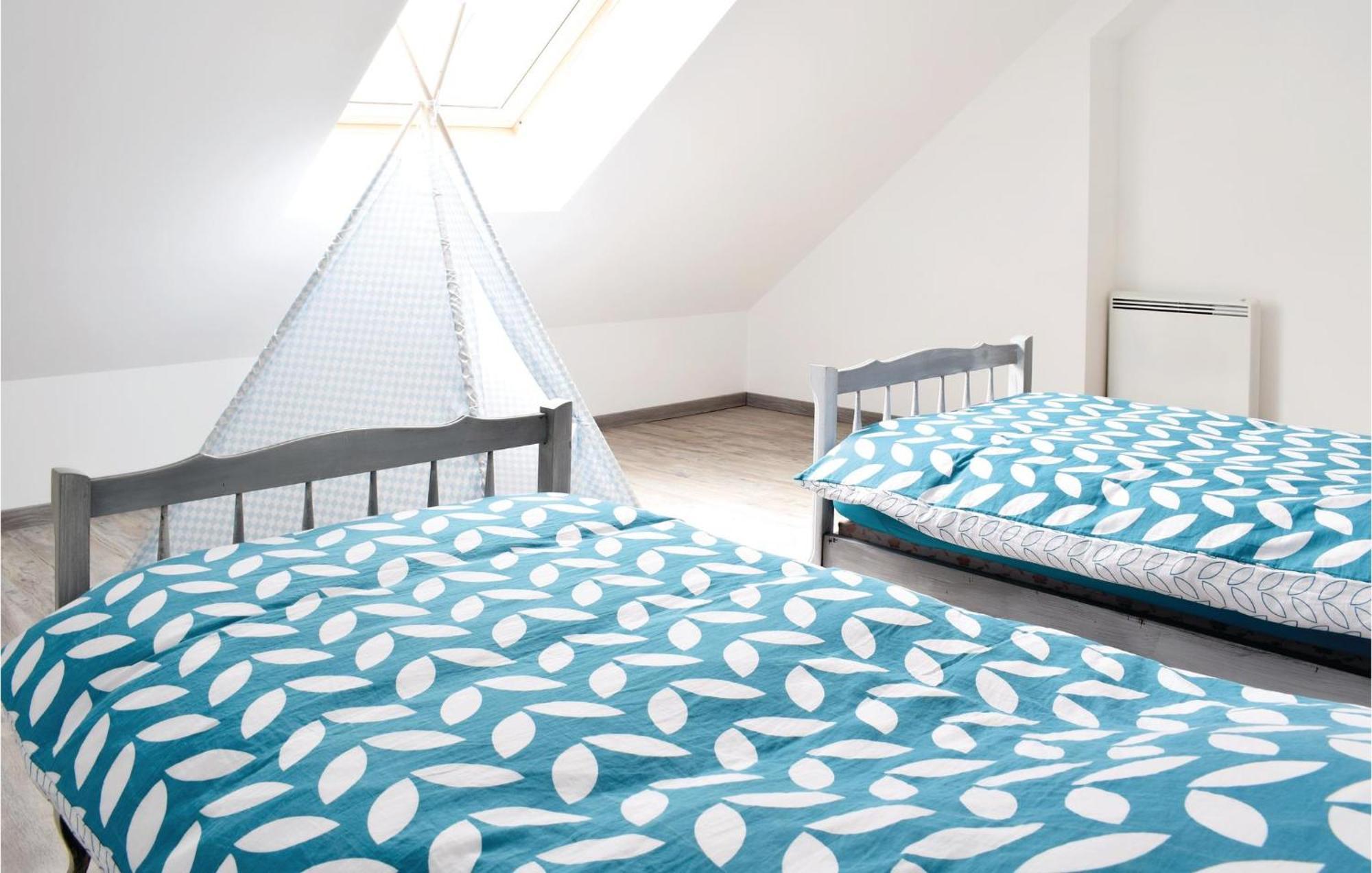Amazing Home In Saint-Germain-Sur-Ay With Wifi Saint-Germain-sur-Ay Exterior foto